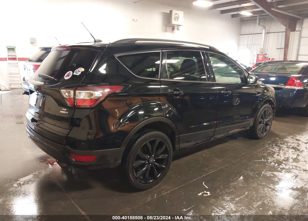 2017 FORD ESCAPE SE VIN: 1FMCU9GD8HUE53765