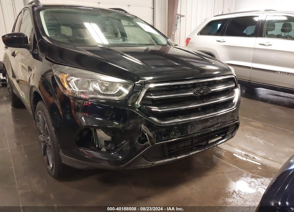 2017 FORD ESCAPE SE VIN: 1FMCU9GD8HUE53765