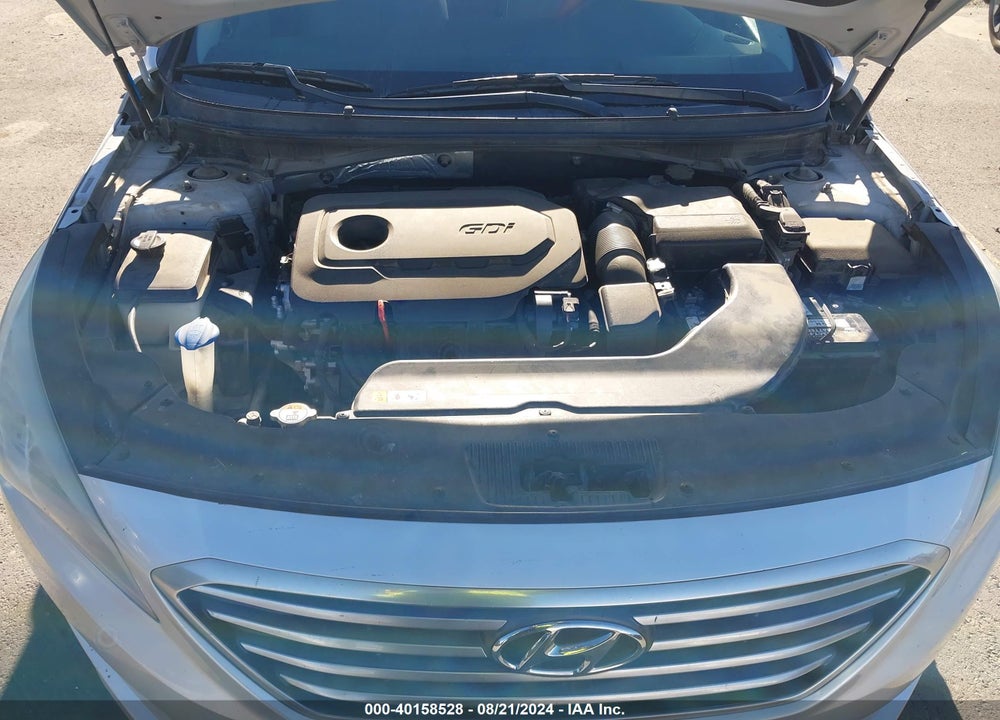 2015 HYUNDAI SONATA SE VIN: 5NPE24AFXFH228481