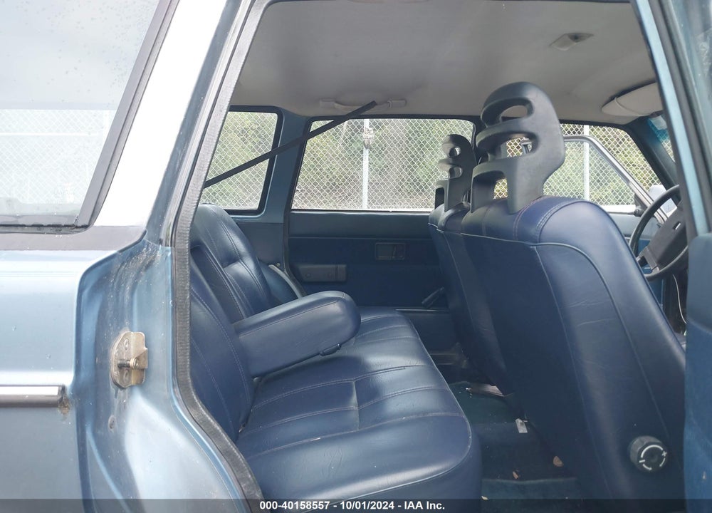 1986 VOLVO 245 DL/GL VIN: YV1AX8855G1715711