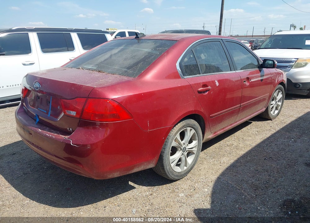 2009 KIA OPTIMA LX VIN: KNAGE228X95331826