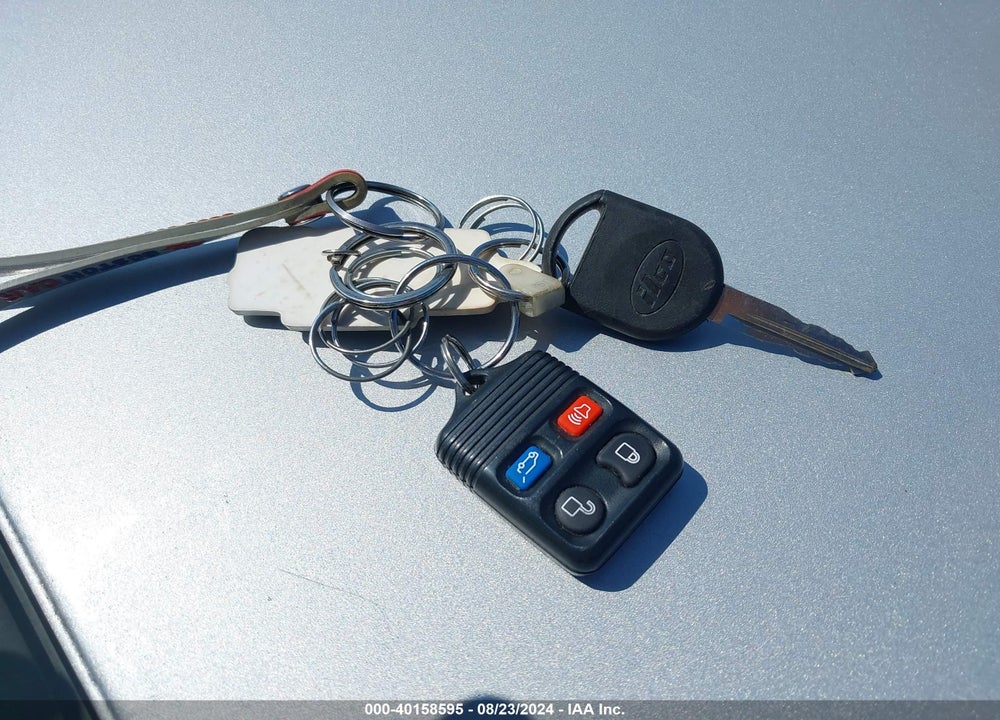 2007 FORD FOCUS S/SE/SES VIN: 1FAHP31N77W278739