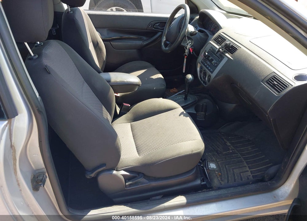 2007 FORD FOCUS S/SE/SES VIN: 1FAHP31N77W278739