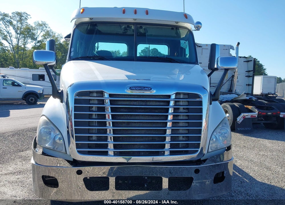 2016 FREIGHTLINER CASCADIA 113 VIN: 1FUJGBDV4GLGX1533