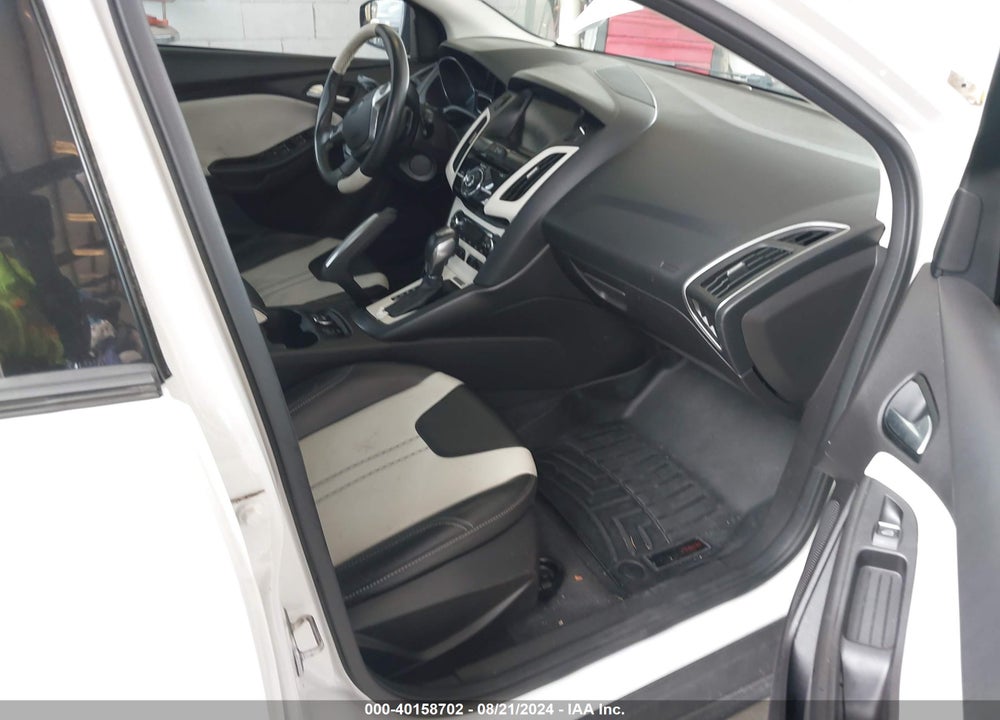 2012 FORD FOCUS TITANIUM VIN: 1FAHP3N26CL314917