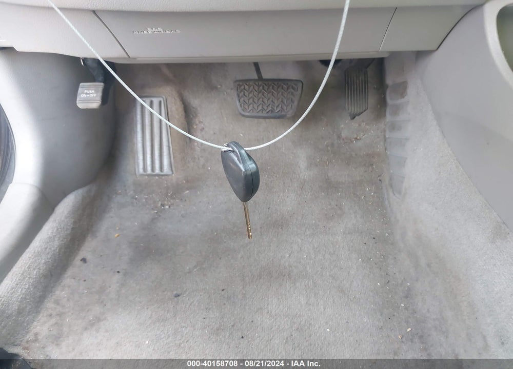 2007 TOYOTA CAMRY LE VIN: 4T1BE46K67U182375