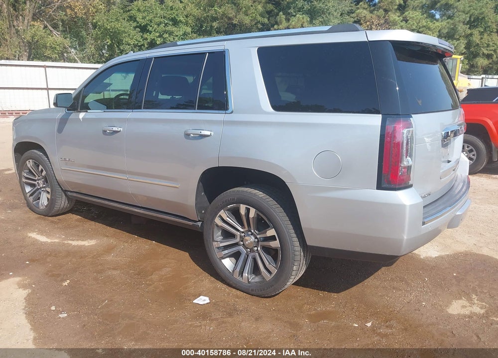 2017 GMC YUKON DENALI VIN: 1GKS2CKJ8HR330684