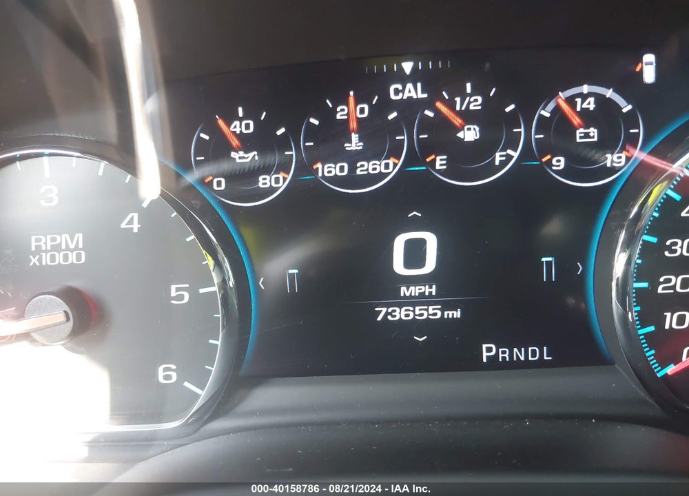 2017 GMC YUKON DENALI VIN: 1GKS2CKJ8HR330684