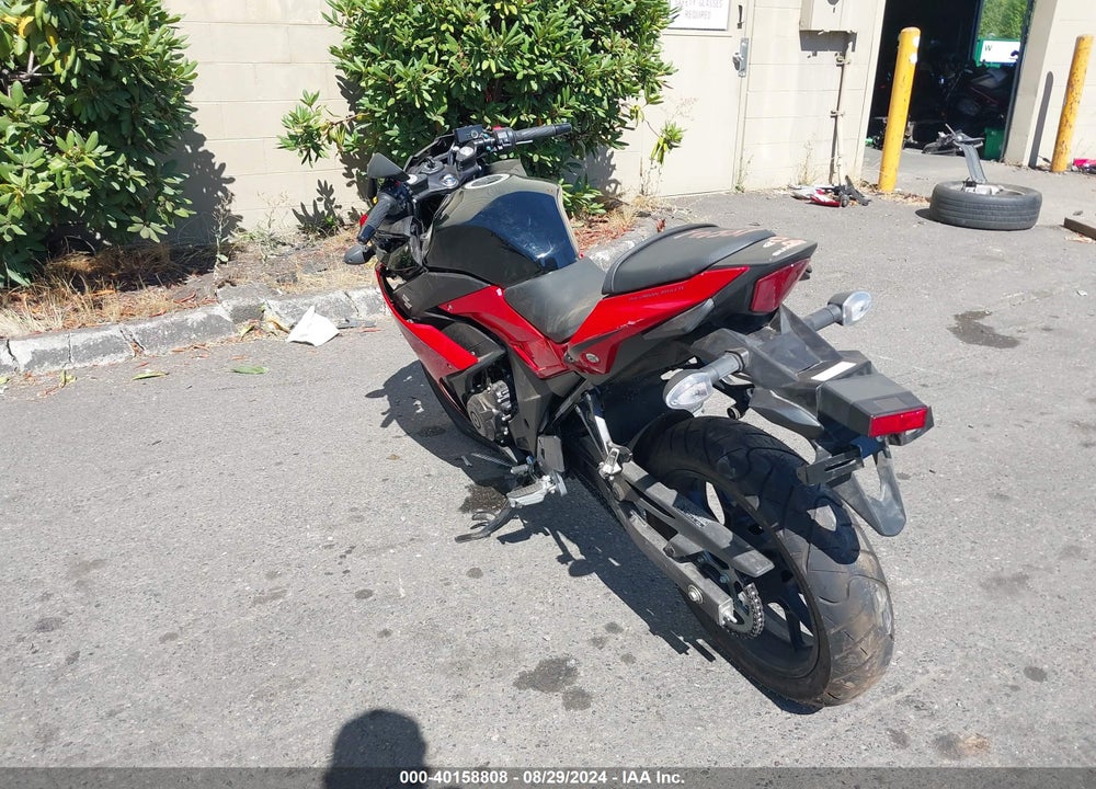 2023 SUZUKI GSX250R VIN: LC6DN11A9P1100100