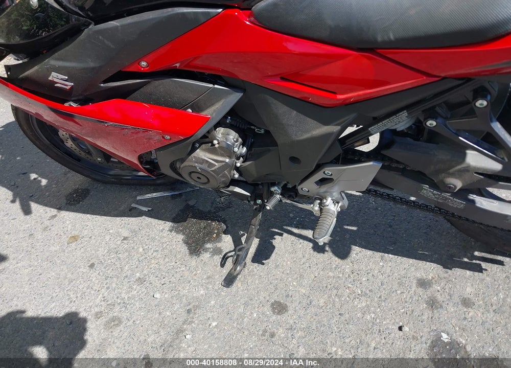 2023 SUZUKI GSX250R VIN: LC6DN11A9P1100100