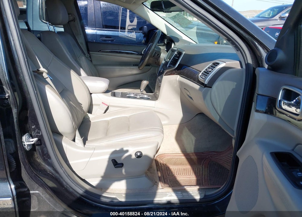 2012 JEEP GRAND CHEROKEE LAREDO VIN: 1C4RJEAG9CC157512