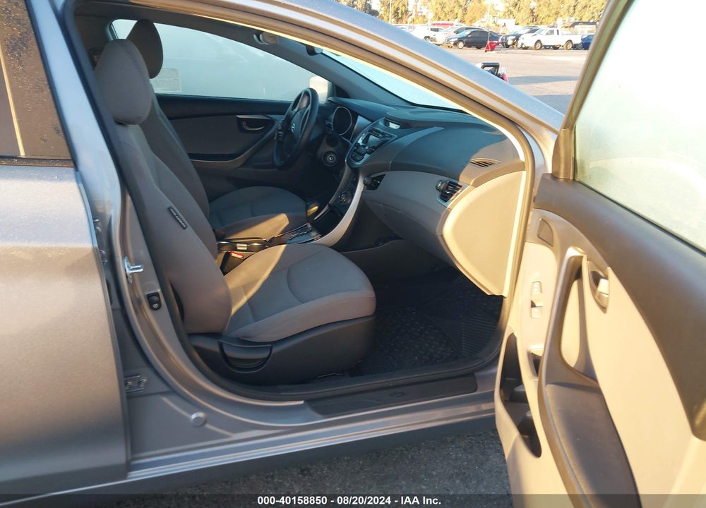 2013 HYUNDAI ELANTRA GLS VIN: KMHDH4AE8DU945767
