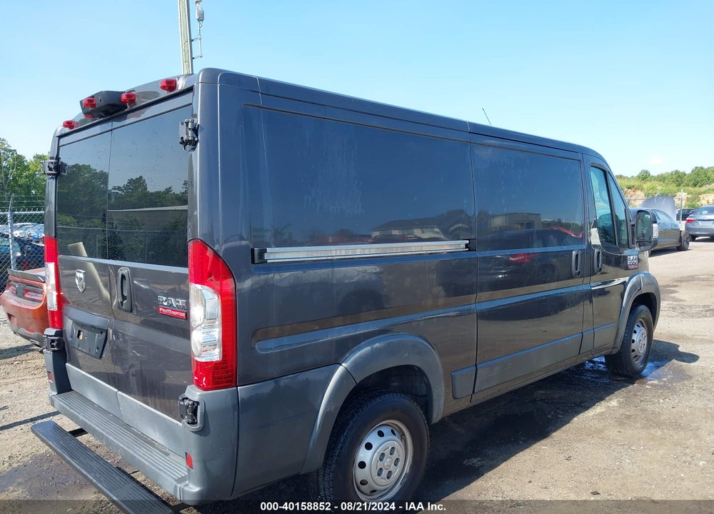 2018 RAM PROMASTER 1500 LOW ROOF 136 WB VIN: 3C6TRVAG1JE145267