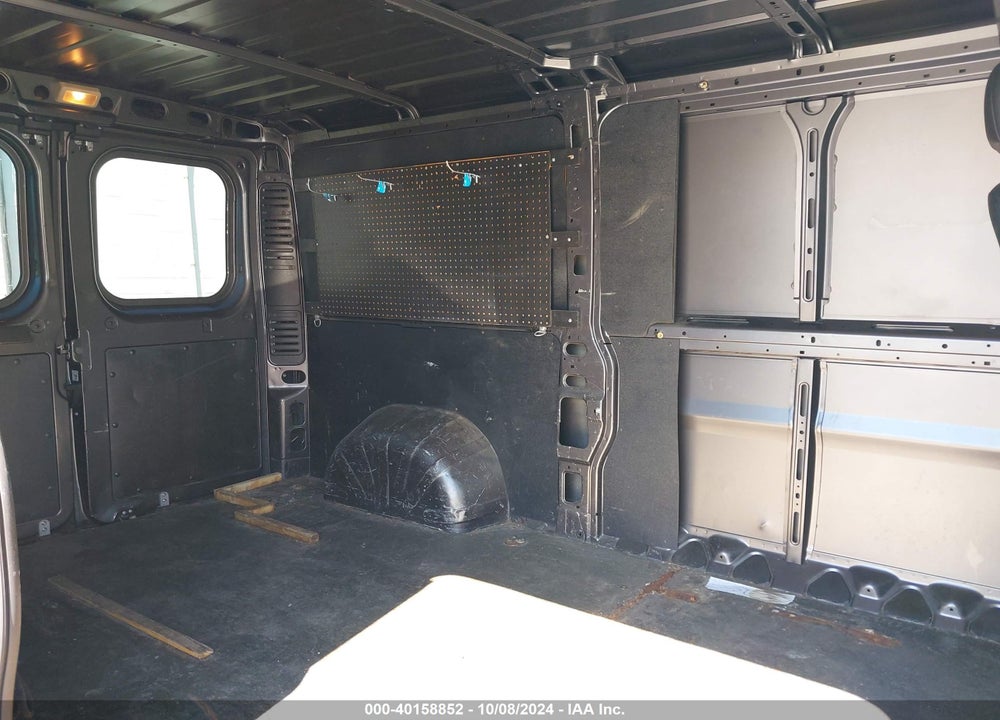 2018 RAM PROMASTER 1500 LOW ROOF 136 WB VIN: 3C6TRVAG1JE145267