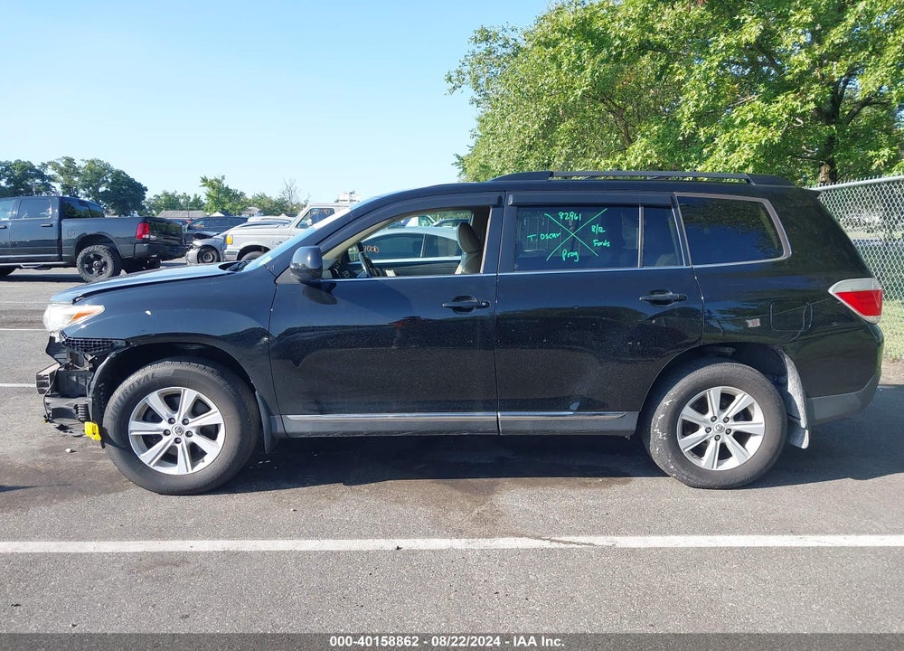 2013 TOYOTA HIGHLANDER SE V6 VIN: 5TDBK3EH4DS189581