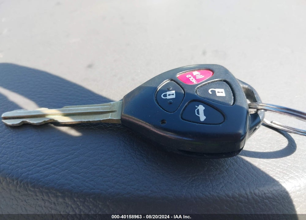 2010 TOYOTA CAMRY LE VIN: 4T4BF3EK6AR021434