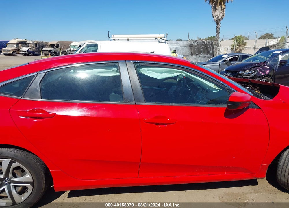 2018 HONDA CIVIC LX VIN: 2HGFC2F50JH515336