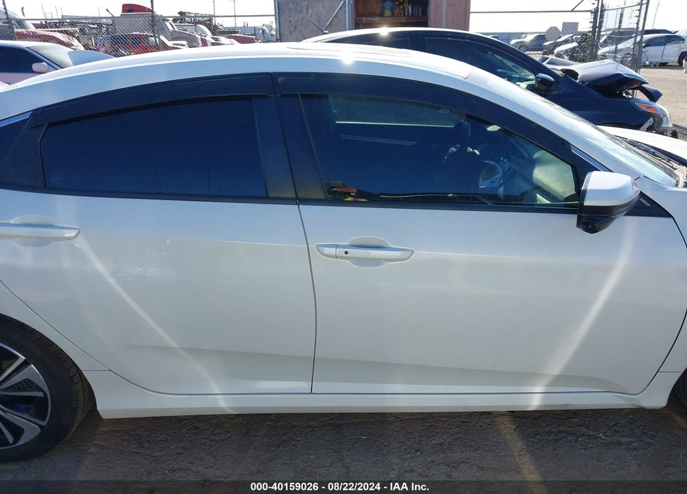 2018 HONDA CIVIC EX-T VIN: 2HGFC1E31JH646236