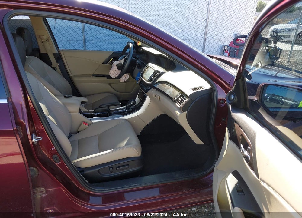 2017 HONDA ACCORD EX-L V6 VIN: 1HGCR3F83HA004052