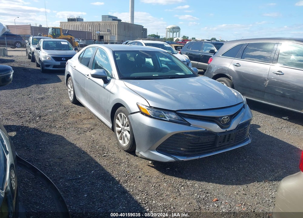 2020 TOYOTA CAMRY LE VIN: 4T1C11AK2LU969646