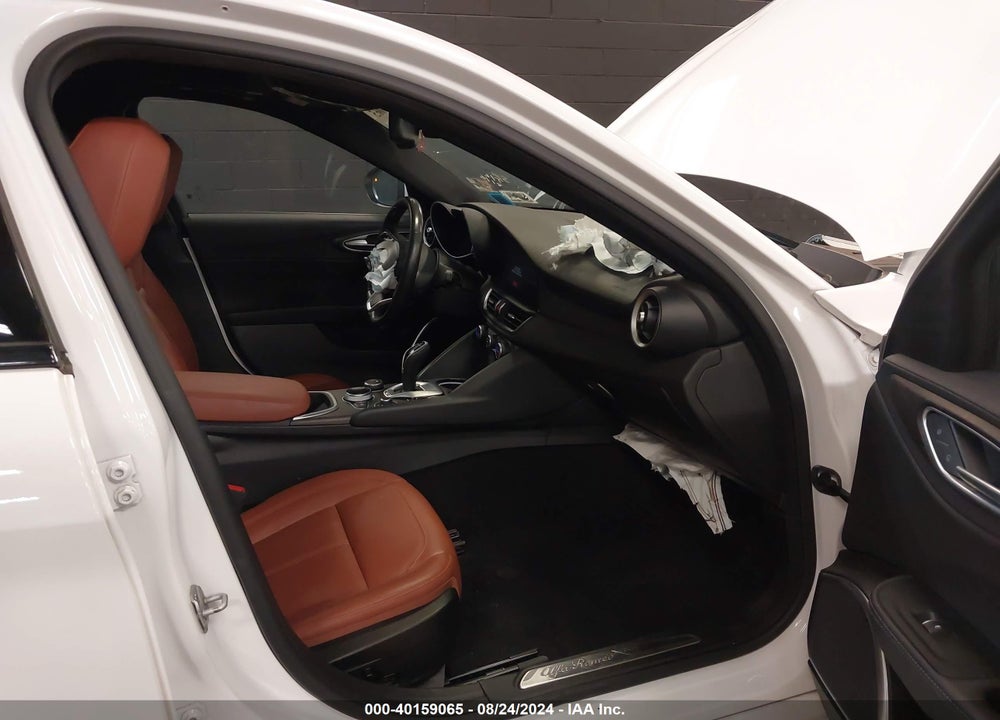 2022 ALFA ROMEO GIULIA TI AWD VIN: ZARFANBN4N7660415
