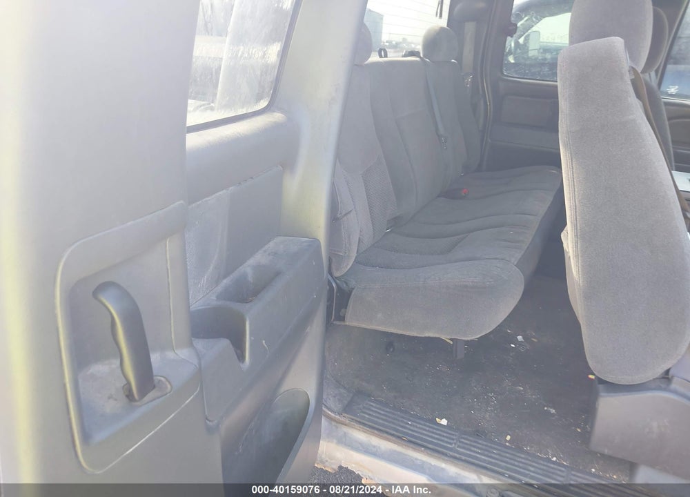 2006 CHEVROLET SILVERADO K1500 VIN: 2GCEK19B661108839