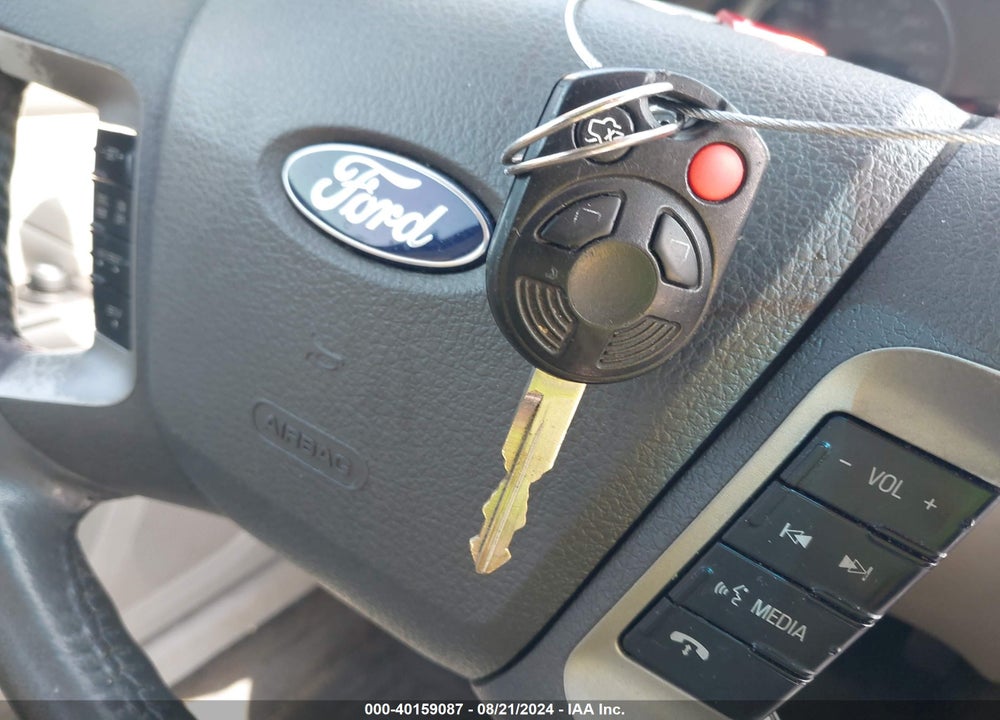2010 FORD FUSION HYBRID VIN: 3FADP0L39AR304020