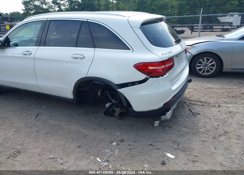 2018 MERCEDES-BENZ GLC 300 4MATIC VIN: WDC0G4KB8JV054453
