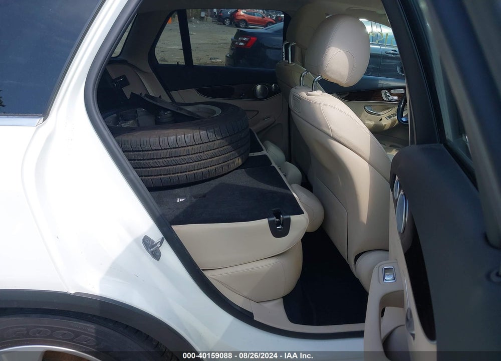 2018 MERCEDES-BENZ GLC 300 4MATIC VIN: WDC0G4KB8JV054453