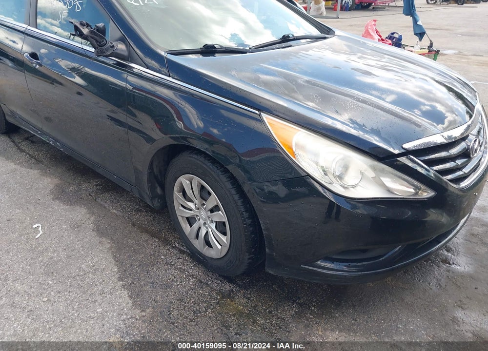 2013 HYUNDAI SONATA GLS VIN: 5NPEB4AC5DH571668
