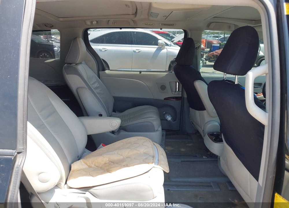 2011 TOYOTA SIENNA LIMITED VIN: 5TDDK3DC1BS019285