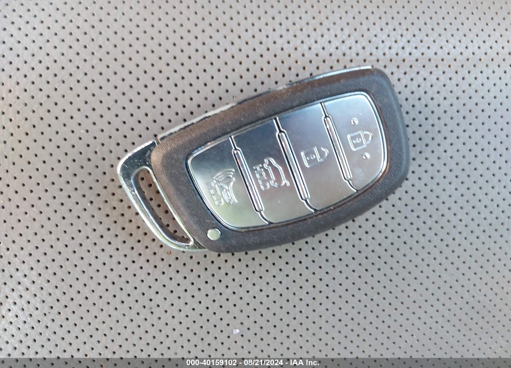2018 HYUNDAI TUCSON LIMITED VIN: KM8J33A20JU682168