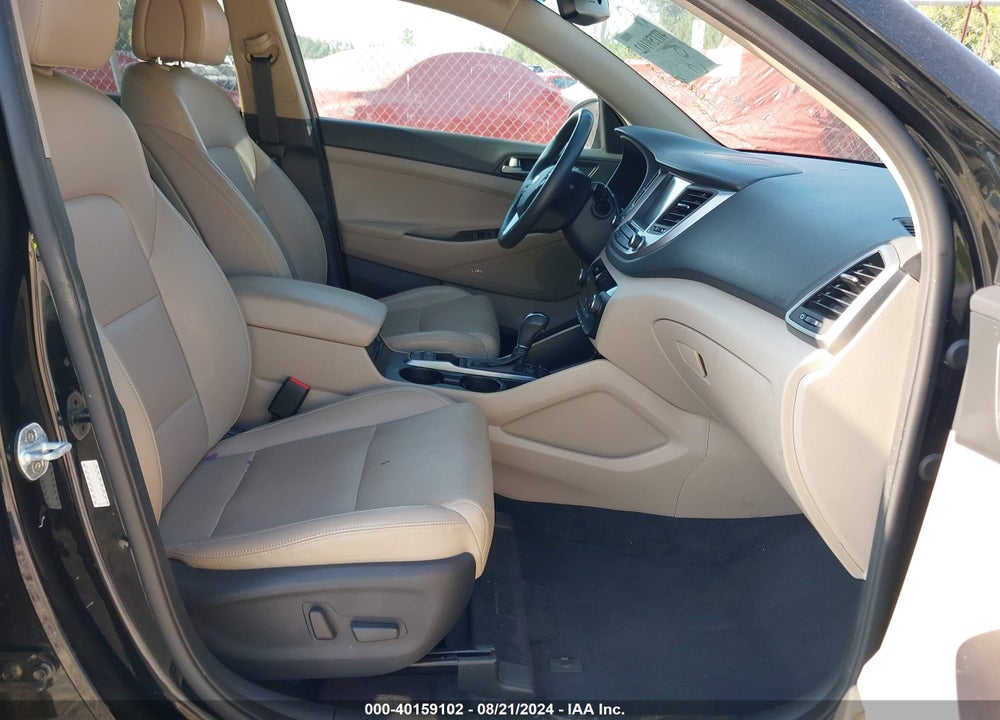 2018 HYUNDAI TUCSON LIMITED VIN: KM8J33A20JU682168