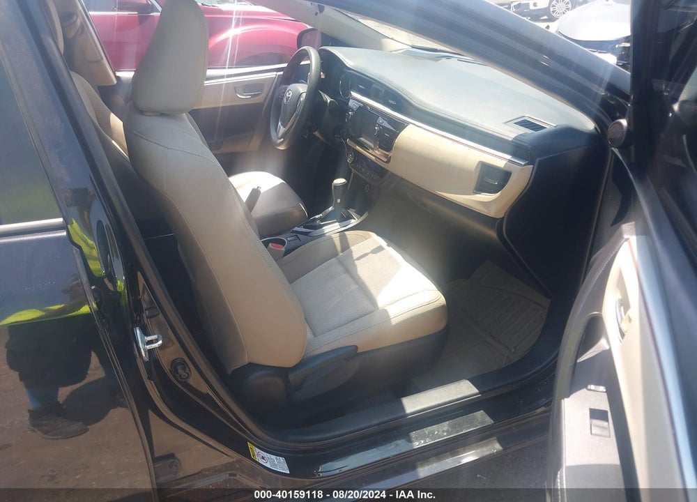 2015 TOYOTA COROLLA LE VIN: 5YFBURHE3FP242393