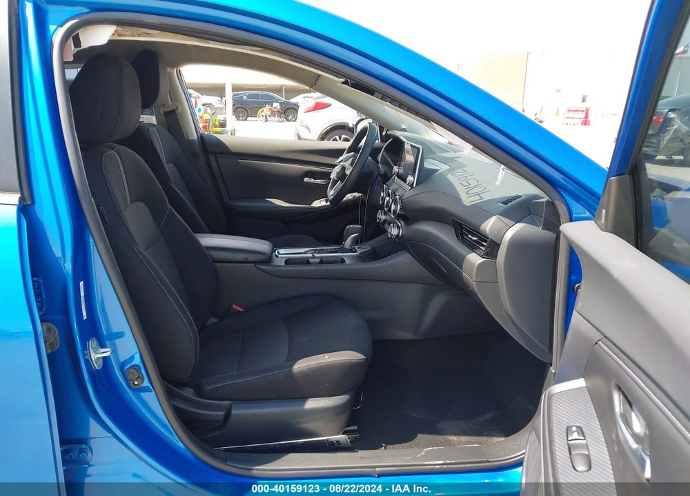 2022 NISSAN SENTRA SV XTRONIC CVT VIN: 3N1AB8CVXNY243609