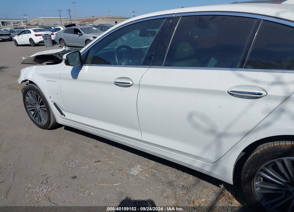 2018 BMW 530E VIN: WBAJA9C58JB252093