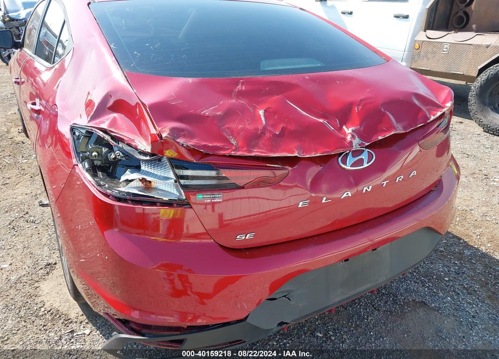 2019 HYUNDAI ELANTRA SE VIN: KMHD74LF8KU777781