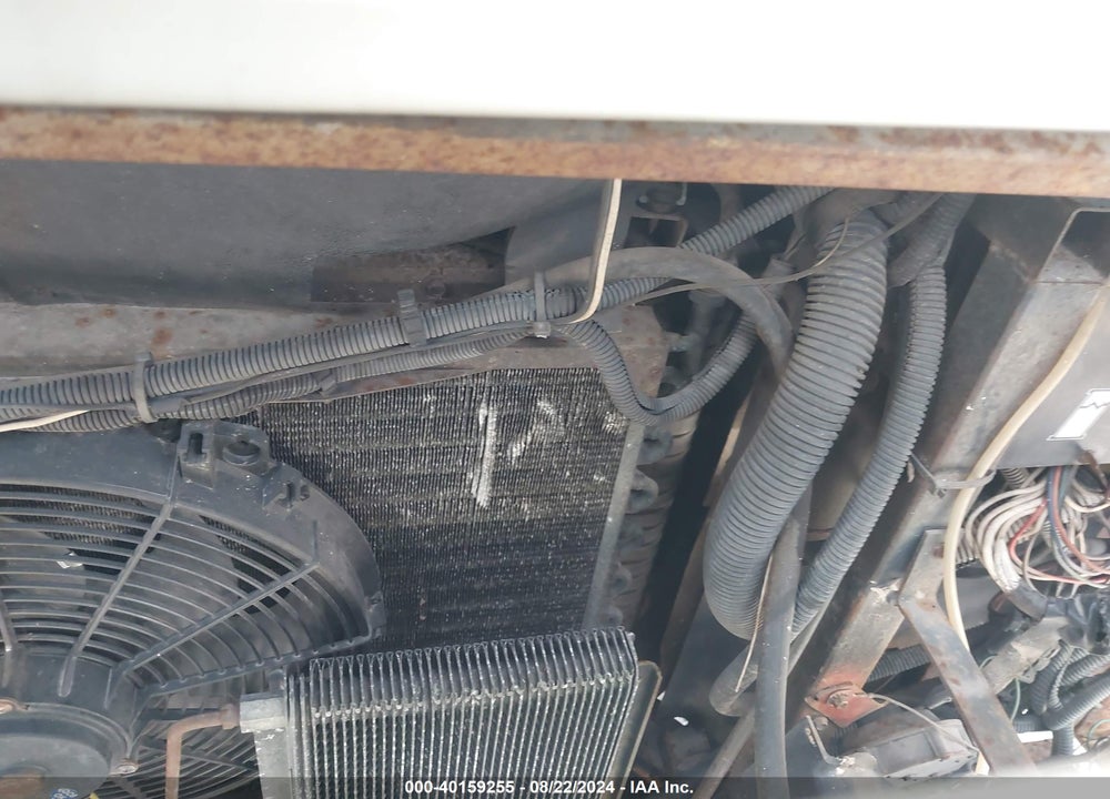1994 CHEVROLET P30 VIN: 1GBKP37N2R3322792