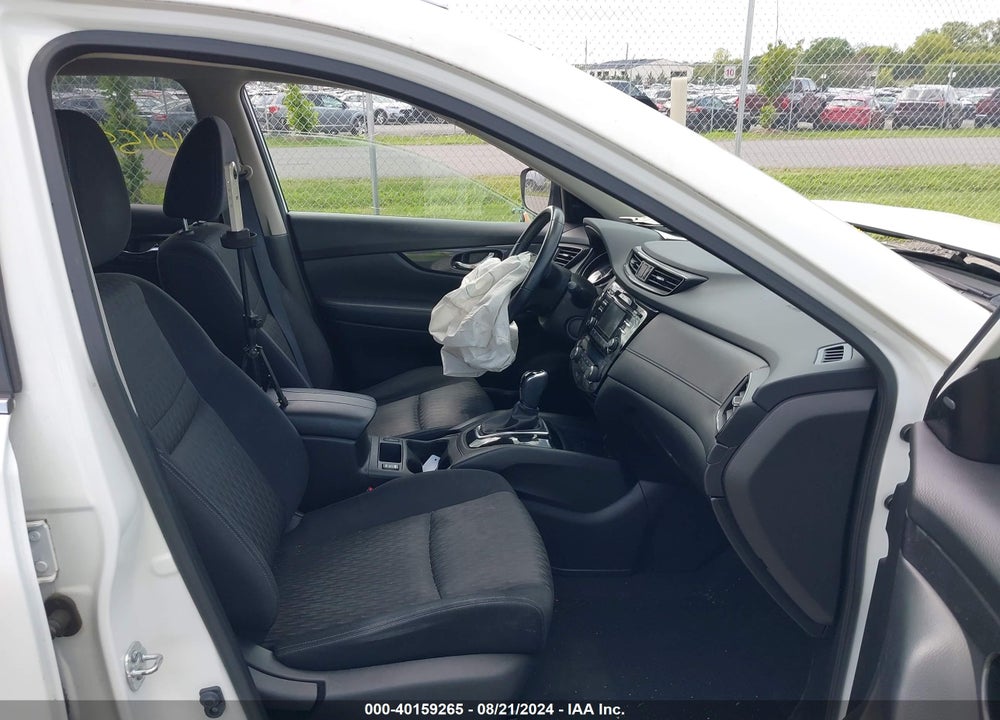 2017 NISSAN ROGUE SV VIN: JN8AT2MV7HW017968