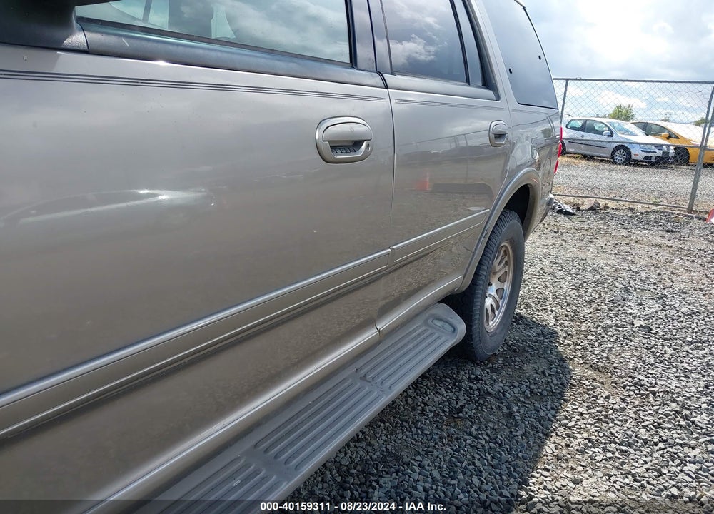 2001 FORD EXPEDITION EDDIE BAUER VIN: 1FMPU18L31LB57573