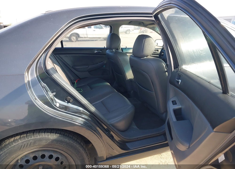 2007 HONDA ACCORD 2.4 EX VIN: 1HGCM56897A180256