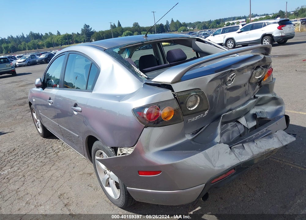 2006 MAZDA 3 S VIN: JM1BK123861414260
