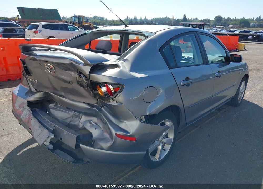 2006 MAZDA 3 S VIN: JM1BK123861414260