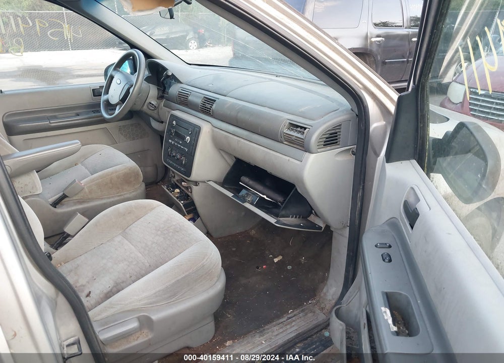 2005 FORD FREESTAR SE VIN: 2FMZA51625BA24144