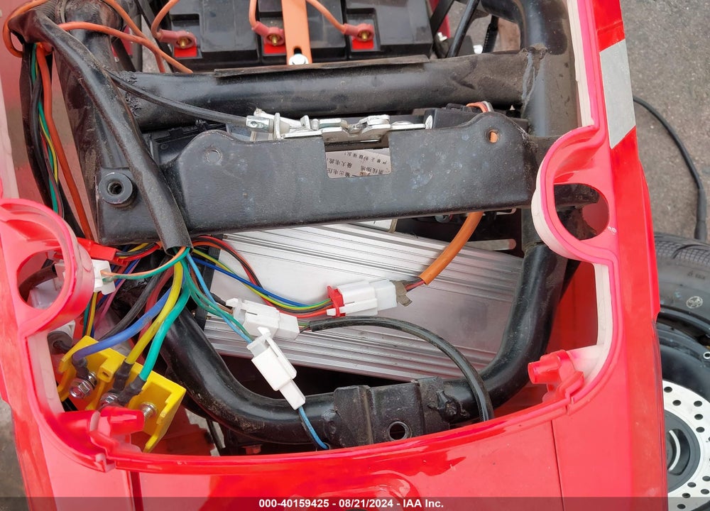 2020 AMPERE AMPERE VIN: 7J1CA1019LM000783