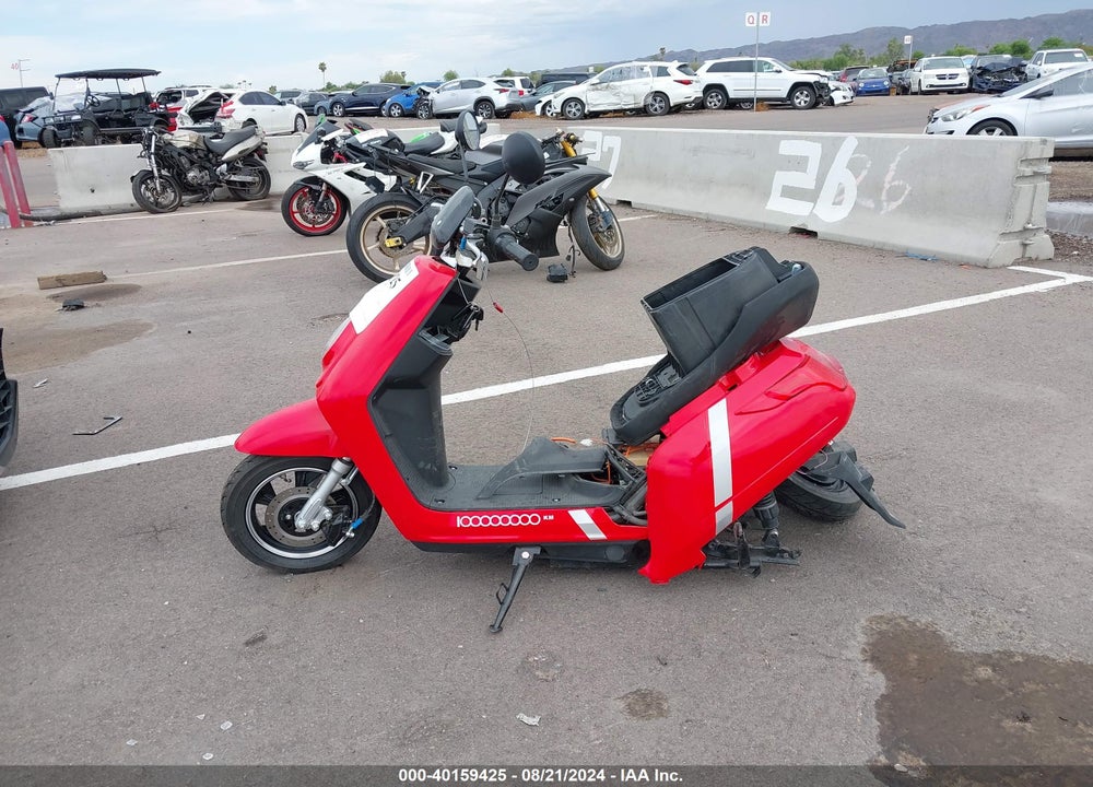 2020 AMPERE AMPERE VIN: 7J1CA1019LM000783