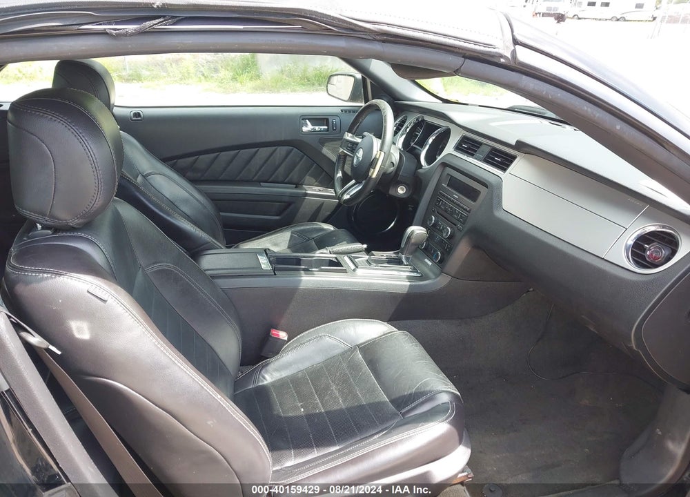 2014 FORD MUSTANG VIN: 1ZVBP8EM7E5266850