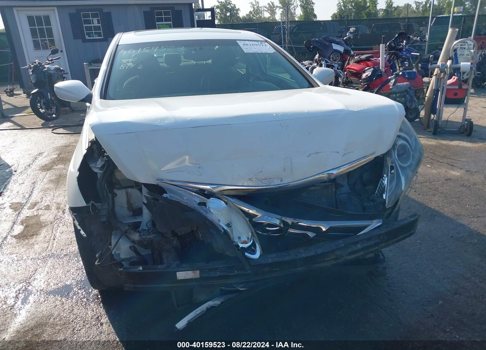 2011 HYUNDAI SONATA VIN: 5NPEC4AC4BH172731