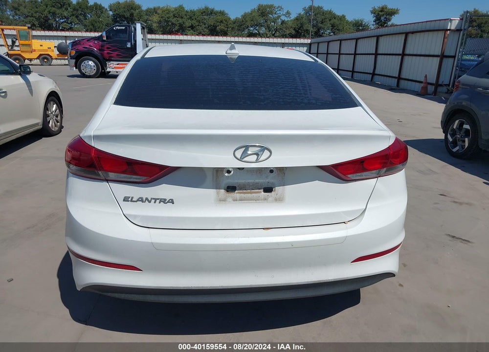 2018 HYUNDAI ELANTRA SEL VIN: 5NPD84LF5JH332523