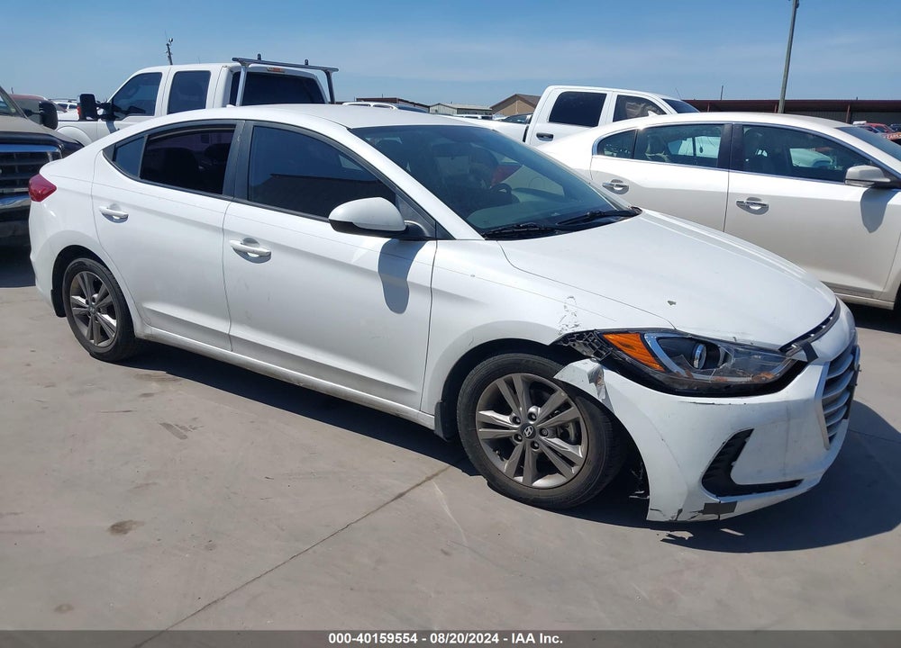 2018 HYUNDAI ELANTRA SEL VIN: 5NPD84LF5JH332523